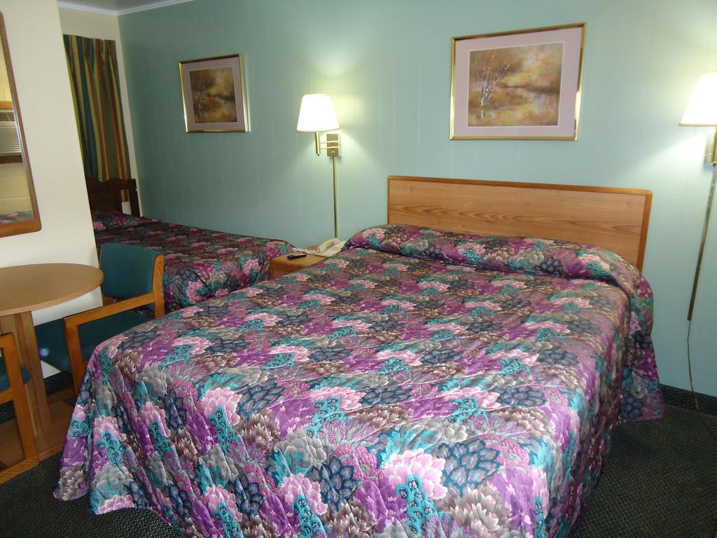 Tower Motel Green Bay Szoba fotó