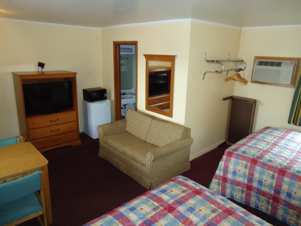 Tower Motel Green Bay Szoba fotó